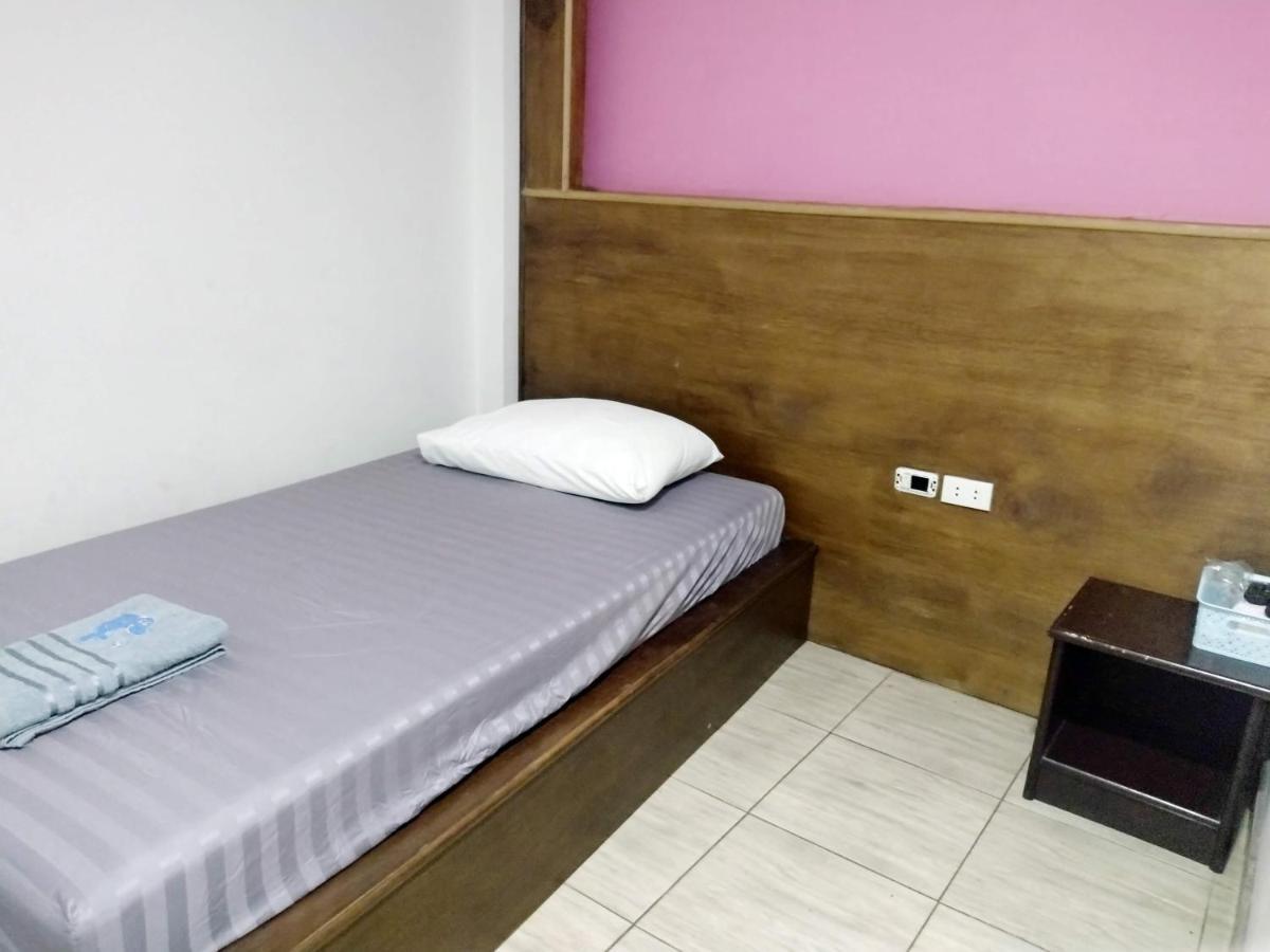 Friendly Hostel - Dmk Airport เฟรนด์ลี่ โฮสเทล ดอนเมือง Bangkok Luaran gambar